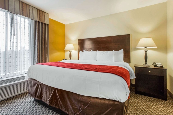 Hotel COMFORT SUITES CLINTON